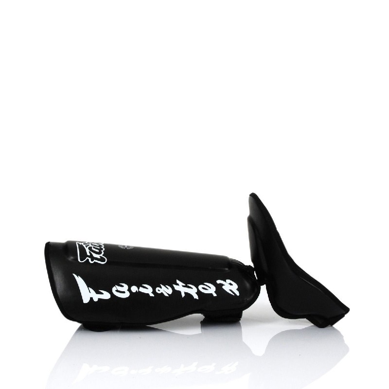 Protège tibia-pied FAIRTEX Noir